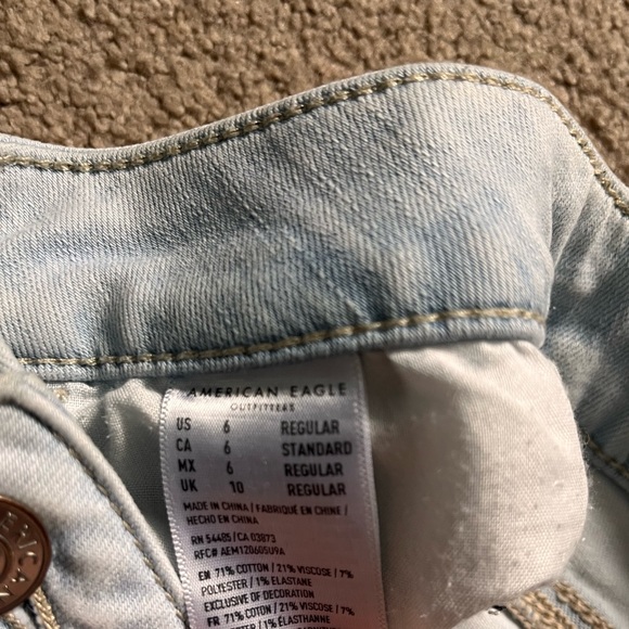 American Eagle size 6 skinny jeans - Picture 3 of 4